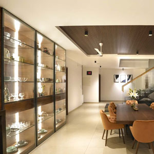 showcase design thrissur